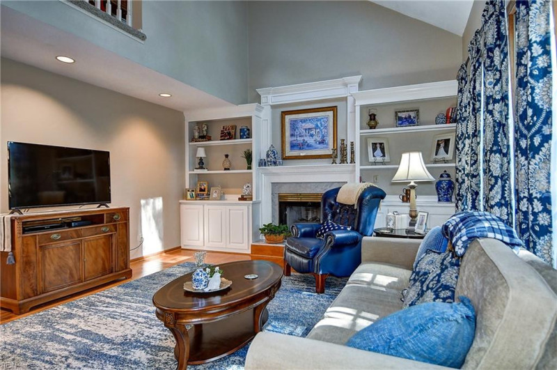 Photo 14 of 49 residential for sale in Chesapeake virginia