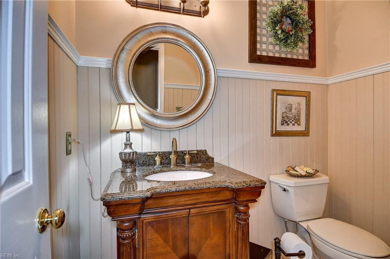 Photo 25 of 49 residential for sale in Chesapeake virginia