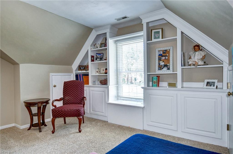 Photo 37 of 49 residential for sale in Chesapeake virginia