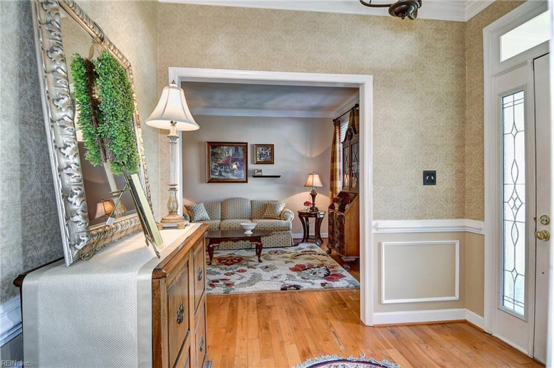 Photo 6 of 49 residential for sale in Chesapeake virginia
