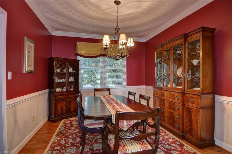Photo 9 of 49 residential for sale in Chesapeake virginia
