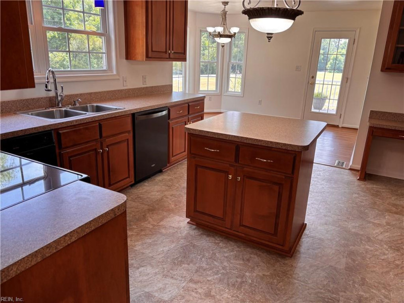 Photo 16 of 42 residential for sale in Suffolk virginia Photo 16 of 42 residential for sale in Suffolk virginia