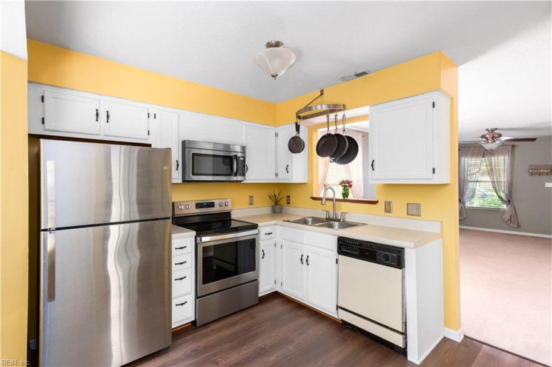 Photo 10 of 40 residential for sale in Newport News virginia Photo 10 of 40 residential for sale in Newport News virginia