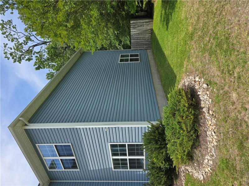 Photo 5 of 35 residential for sale in Suffolk virginia