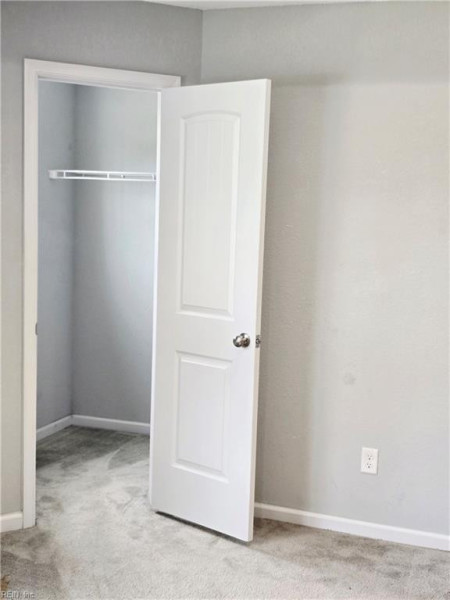 Photo 6 of 35 residential for sale in Suffolk virginia