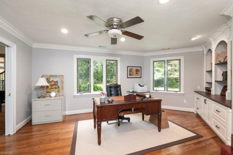 Photo 25 of 47 residential for sale in Chesapeake virginia