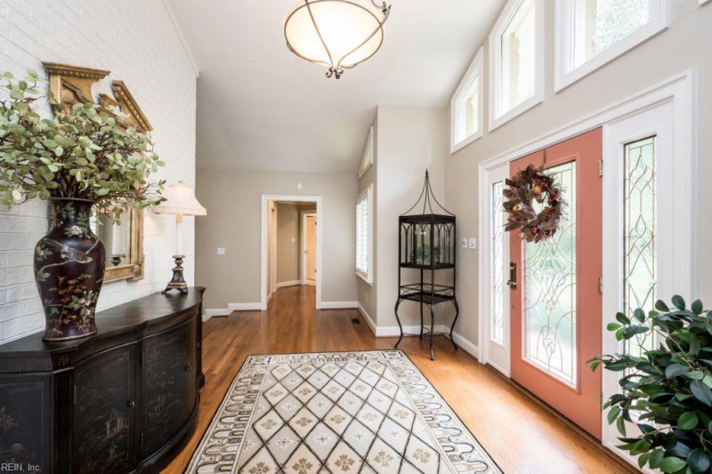 Photo 4 of 47 residential for sale in Chesapeake virginia