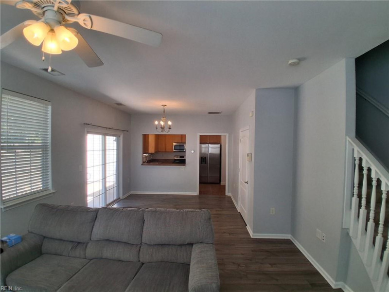Photo 8 of 21 residential for sale in Chesapeake virginia