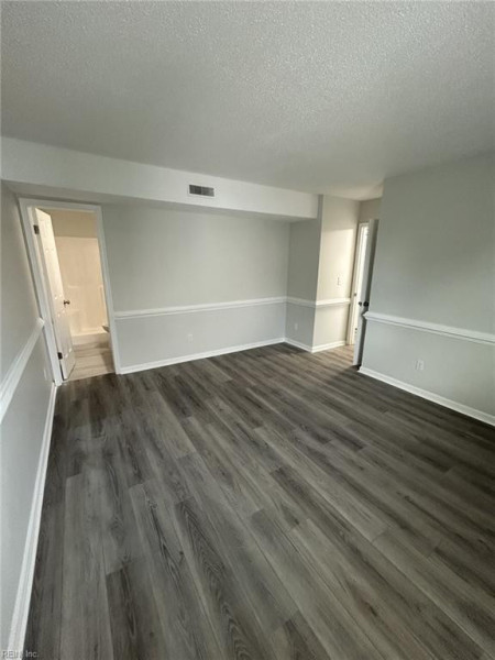 Photo 12 of 17 residential for sale in Virginia Beach virginia