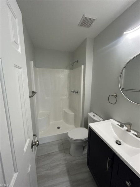 Photo 14 of 17 residential for sale in Virginia Beach virginia