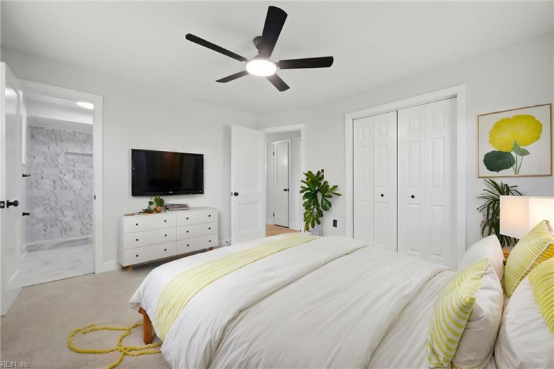 Photo 21 of 33 residential for sale in Portsmouth virginia