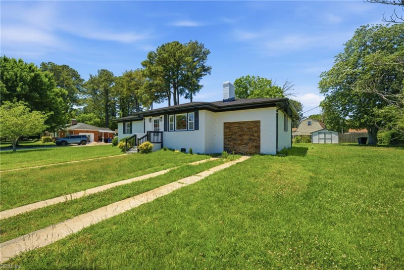 Photo 3 of 33 residential for sale in Portsmouth virginia