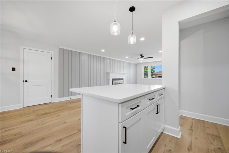 Photo 9 of 33 residential for sale in Portsmouth virginia