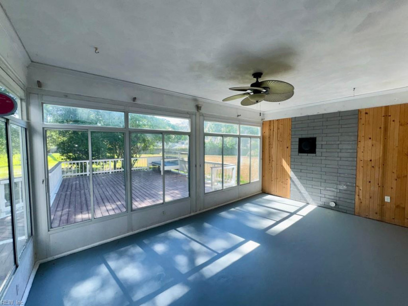 Photo 15 of 32 residential for sale in Chesapeake virginia