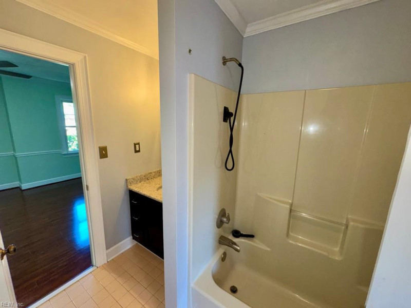 Photo 22 of 32 residential for sale in Chesapeake virginia