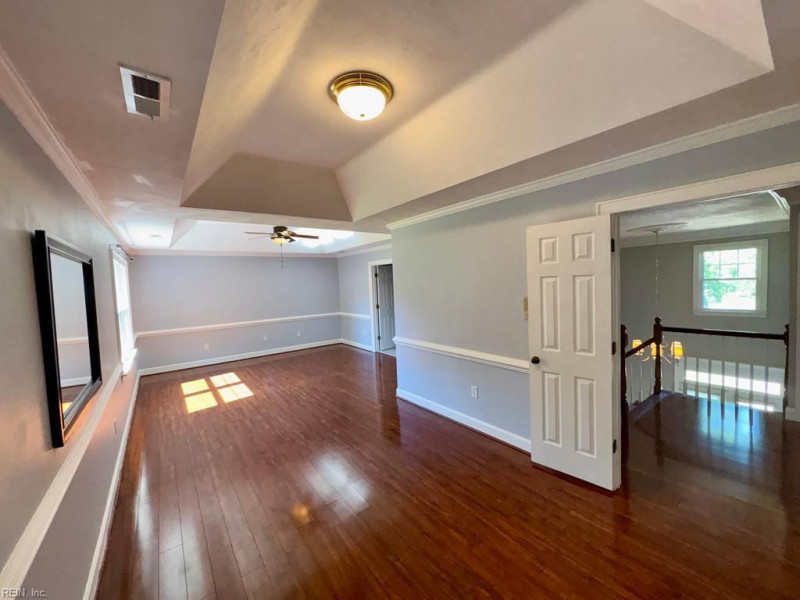 Photo 25 of 32 residential for sale in Chesapeake virginia
