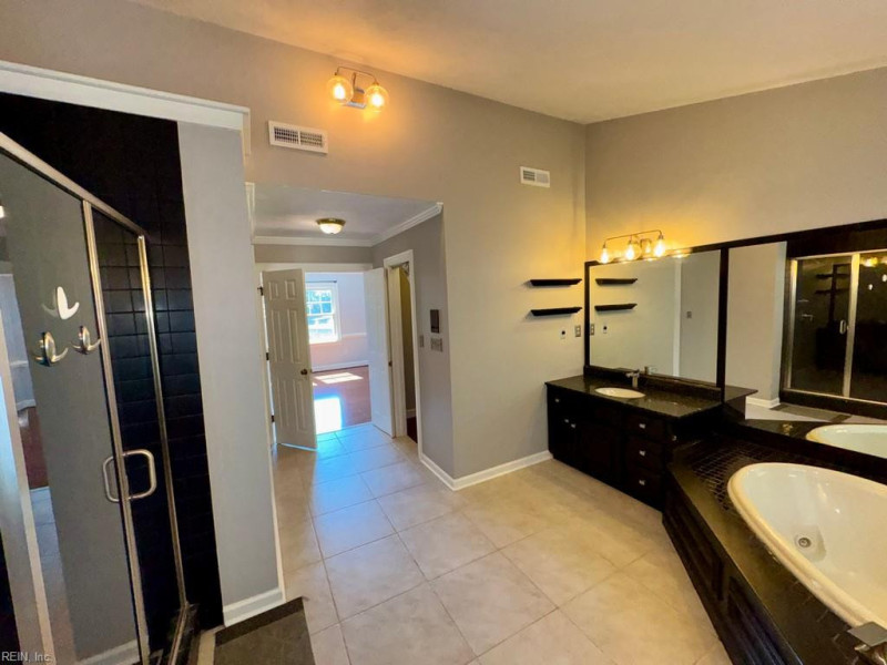 Photo 27 of 32 residential for sale in Chesapeake virginia