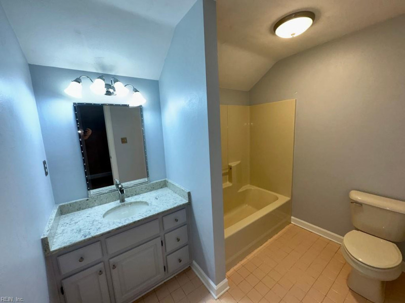 Photo 30 of 32 residential for sale in Chesapeake virginia