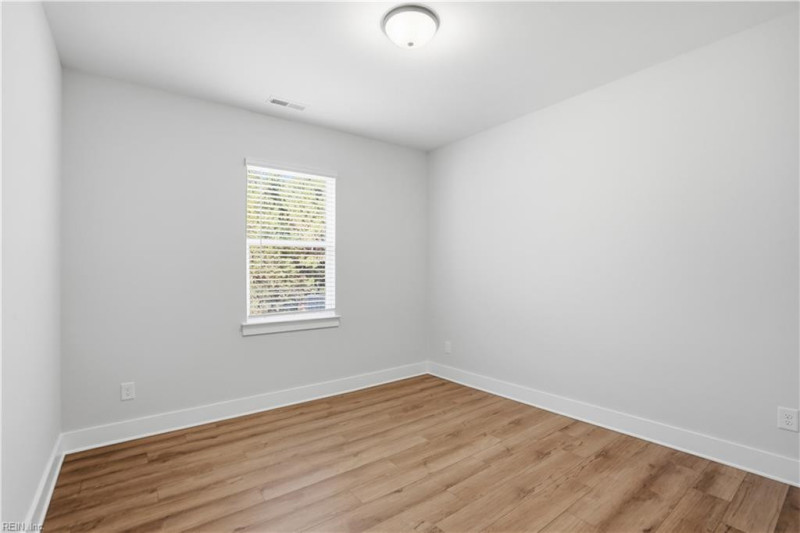 Photo 12 of 48 residential for sale in Suffolk virginia Photo 12 of 48 residential for sale in Suffolk virginia