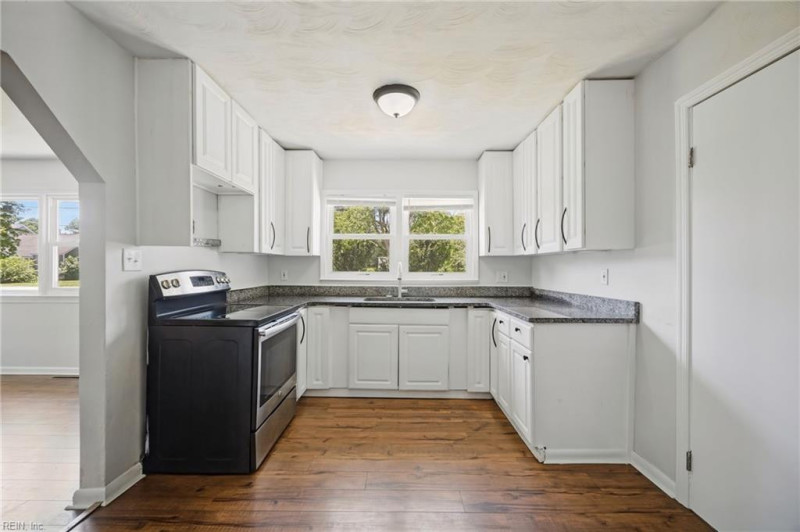Photo 6 of 20 residential for sale in Chesapeake virginia Photo 6 of 20 residential for sale in Chesapeake virginia