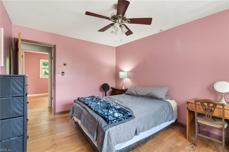 Photo 23 of 36 residential for sale in Hampton virginia