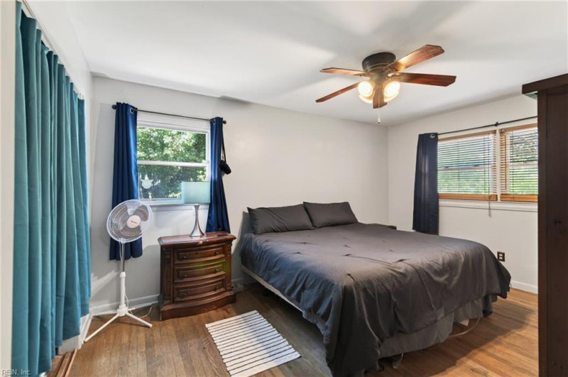 Photo 25 of 36 residential for sale in Hampton virginia