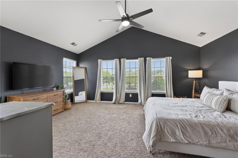 Photo 24 of 42 residential for sale in Suffolk virginia
