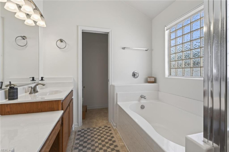 Photo 27 of 42 residential for sale in Suffolk virginia