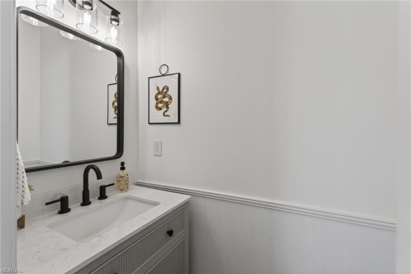 Photo 8 of 42 residential for sale in Suffolk virginia