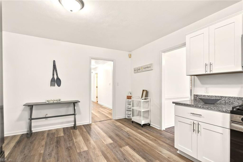 Photo 12 of 36 residential for sale in Suffolk virginia