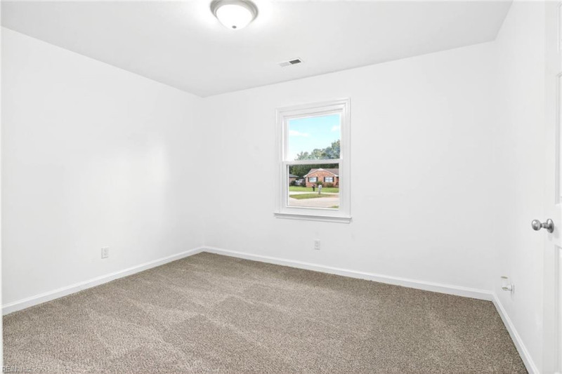 Photo 24 of 36 residential for sale in Suffolk virginia