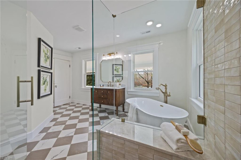 Photo 31 of 50 residential for sale in Virginia Beach virginia