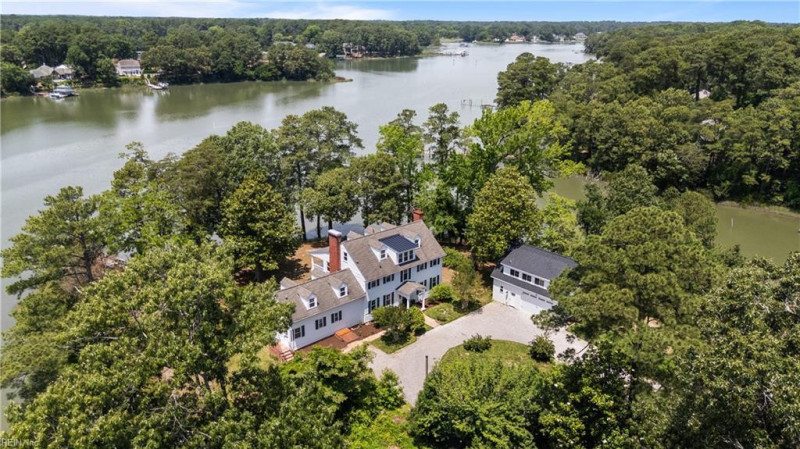 Photo 4 of 50 residential for sale in Virginia Beach virginia
