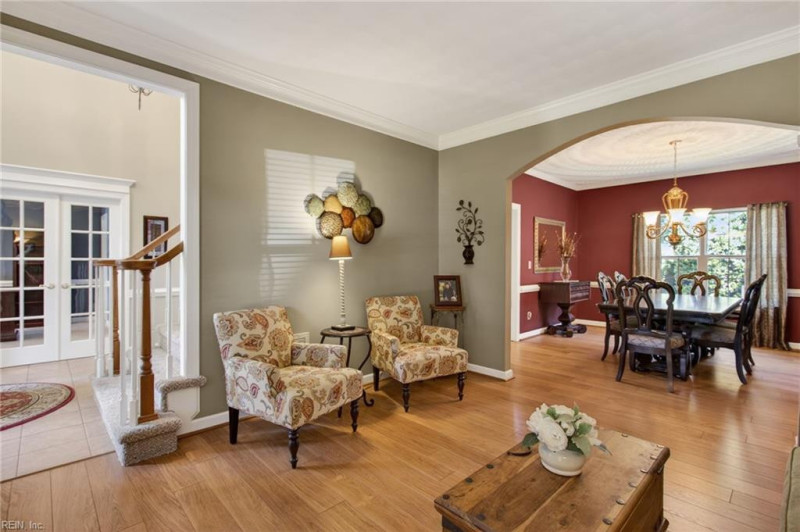 Photo 10 of 50 residential for sale in Chesapeake virginia