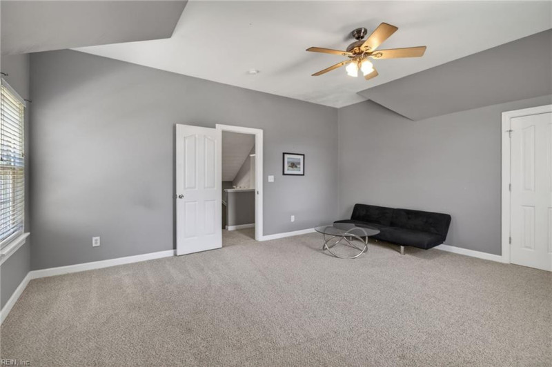 Photo 27 of 50 residential for sale in Chesapeake virginia