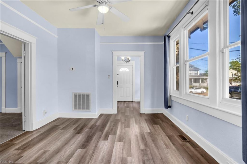 Photo 5 of 28 residential for sale in Portsmouth virginia Photo 5 of 28 residential for sale in Portsmouth virginia