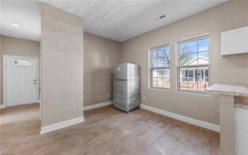 Photo 6 of 15 residential for sale in Portsmouth virginia Photo 6 of 15 residential for sale in Portsmouth virginia