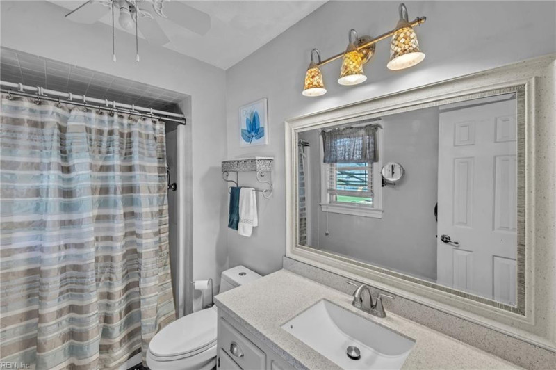 Photo 31 of 50 residential for sale in Chesapeake virginia