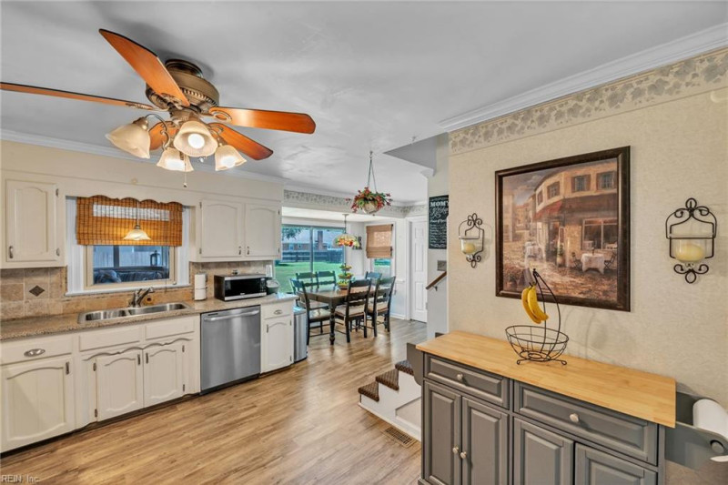 Photo 37 of 50 residential for sale in Chesapeake virginia