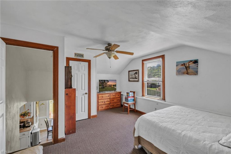 Photo 41 of 50 residential for sale in Chesapeake virginia