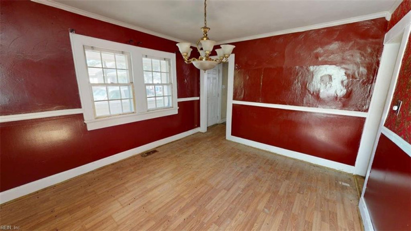 Photo 12 of 50 residential for sale in Portsmouth virginia