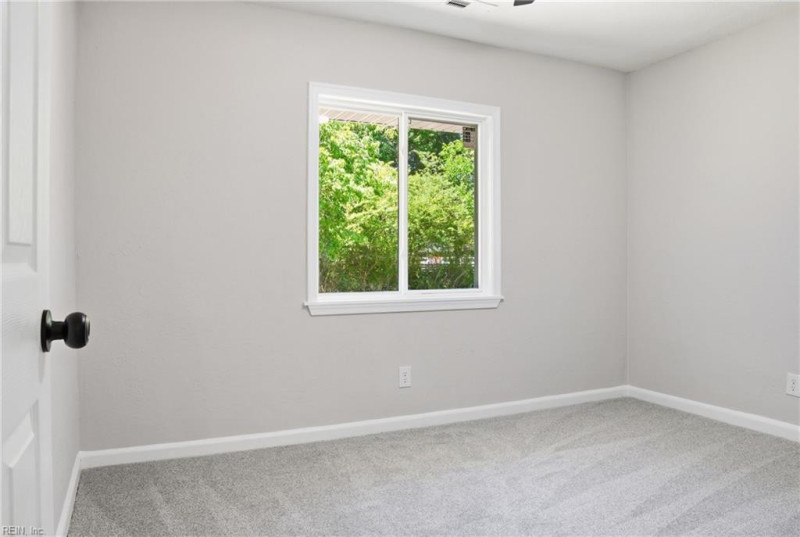 Photo 18 of 24 residential for sale in Virginia Beach virginia