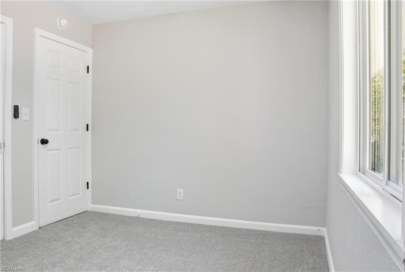 Photo 19 of 24 residential for sale in Virginia Beach virginia