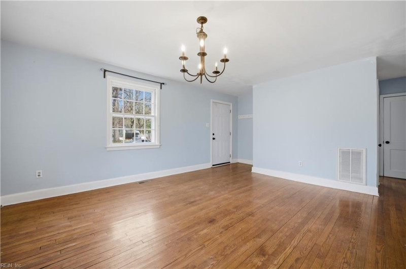 Photo 6 of 30 residential for sale in Newport News virginia Photo 6 of 30 residential for sale in Newport News virginia