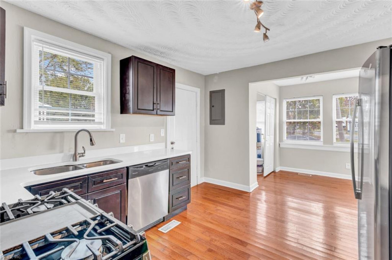 Photo 9 of 22 residential for sale in Hampton virginia Photo 9 of 22 residential for sale in Hampton virginia