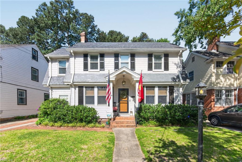 Photo 1 of 47 residential for sale in Norfolk virginia