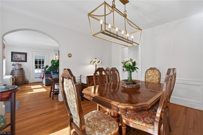 Photo 16 of 47 residential for sale in Norfolk virginia