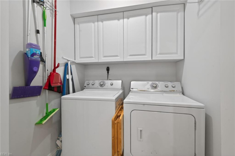 Photo 17 of 47 residential for sale in Norfolk virginia