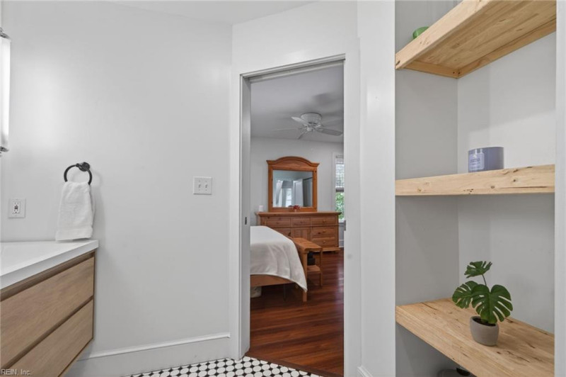 Photo 26 of 47 residential for sale in Norfolk virginia