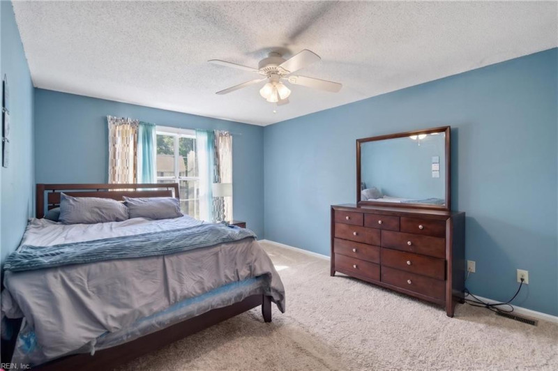 Photo 13 of 21 residential for sale in Newport News virginia